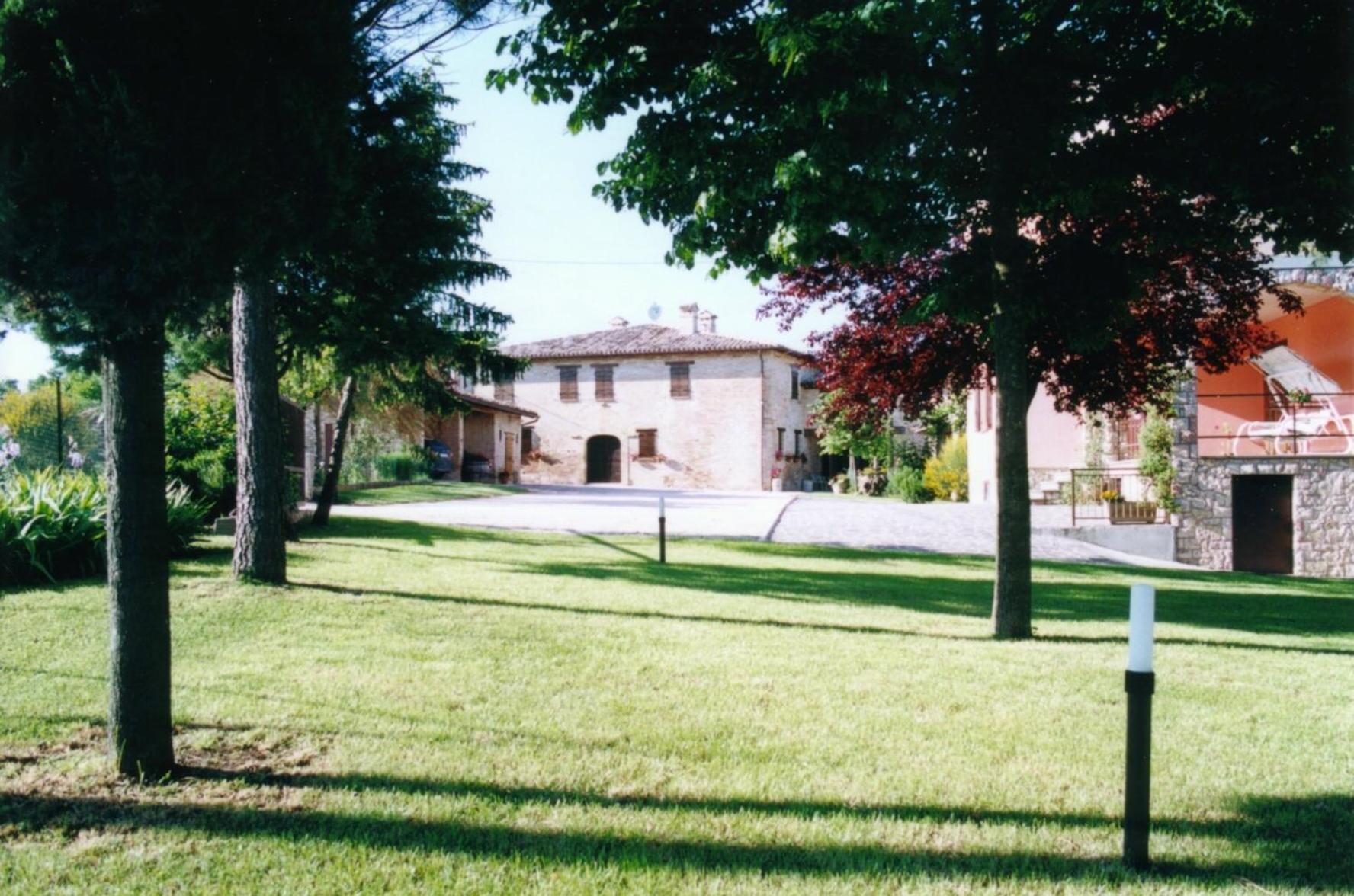 Agriturismo Il Borghetto Montefalco Ngoại thất bức ảnh